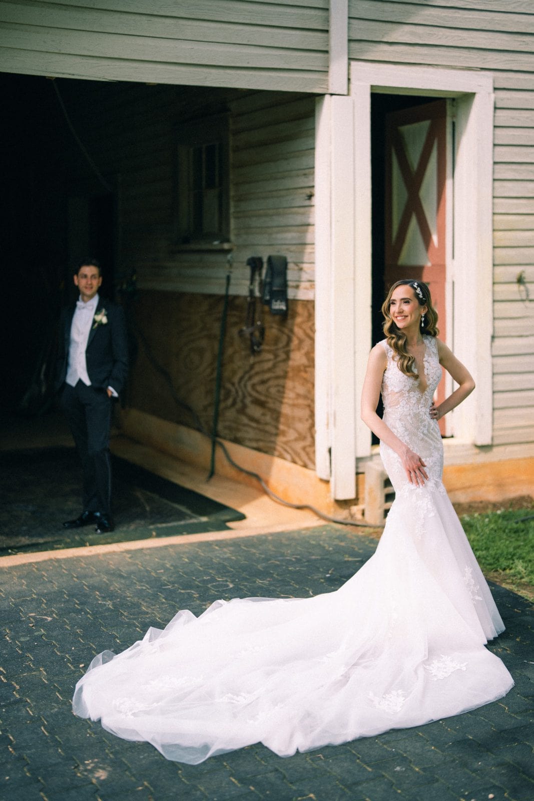 historic wakefield barn wedding photography - jennifer & stefan